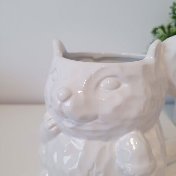 White Squirrel Shaped Coffee Tea Mug, Size 18oz - Picture 4 of 5